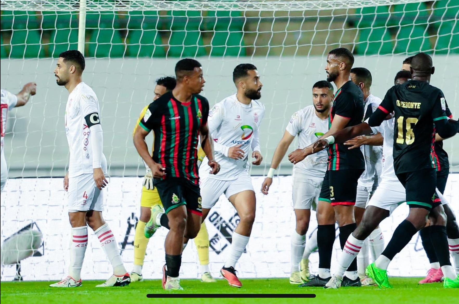 الجيش الملكي يشتكي تحكيم مباراة الجولة 27 أمام حسنية أكادير