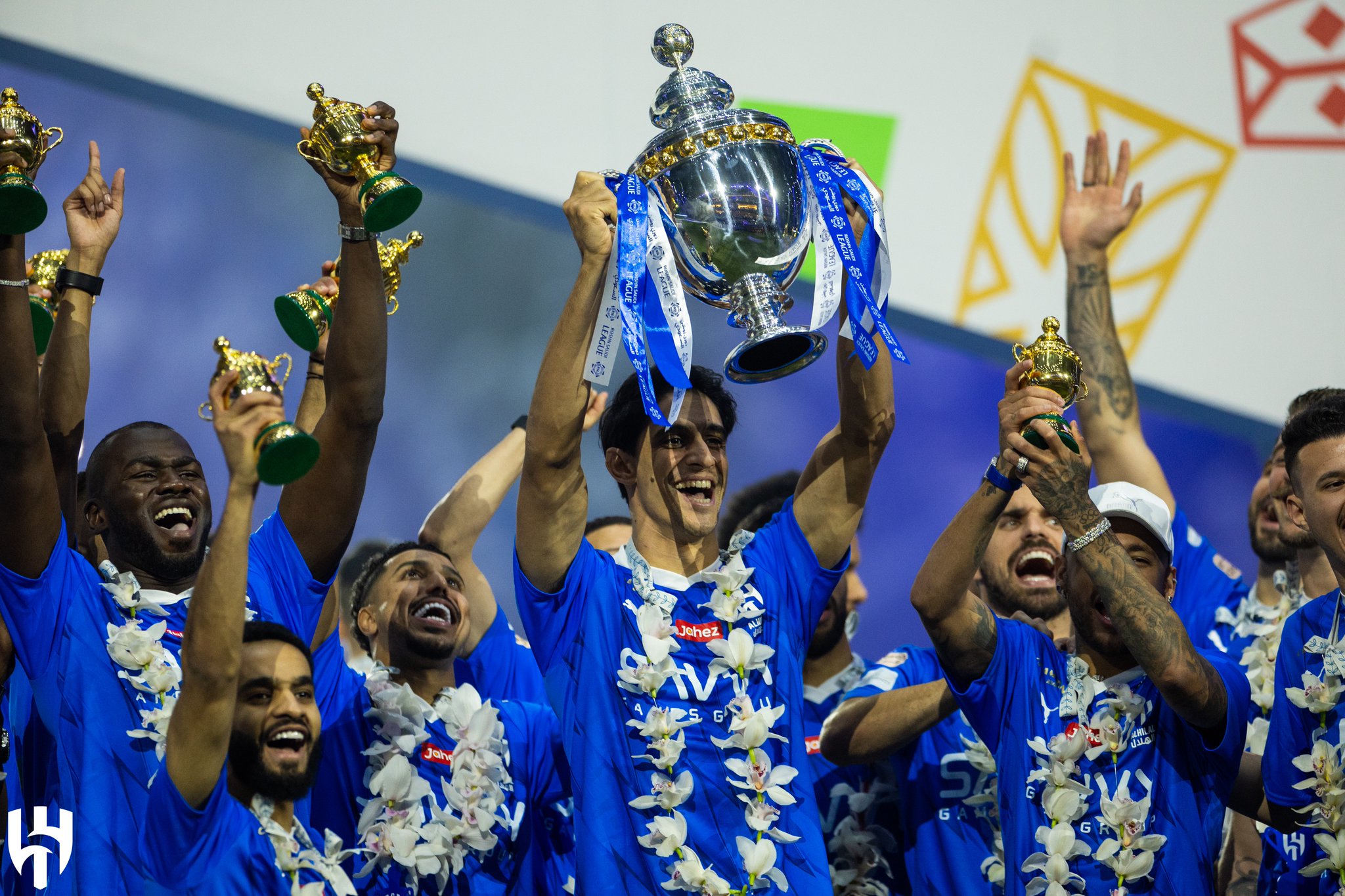 الفصل الأخير لموسم دوري “روشن” السعودي الأكثر إنفاقا في العالم .