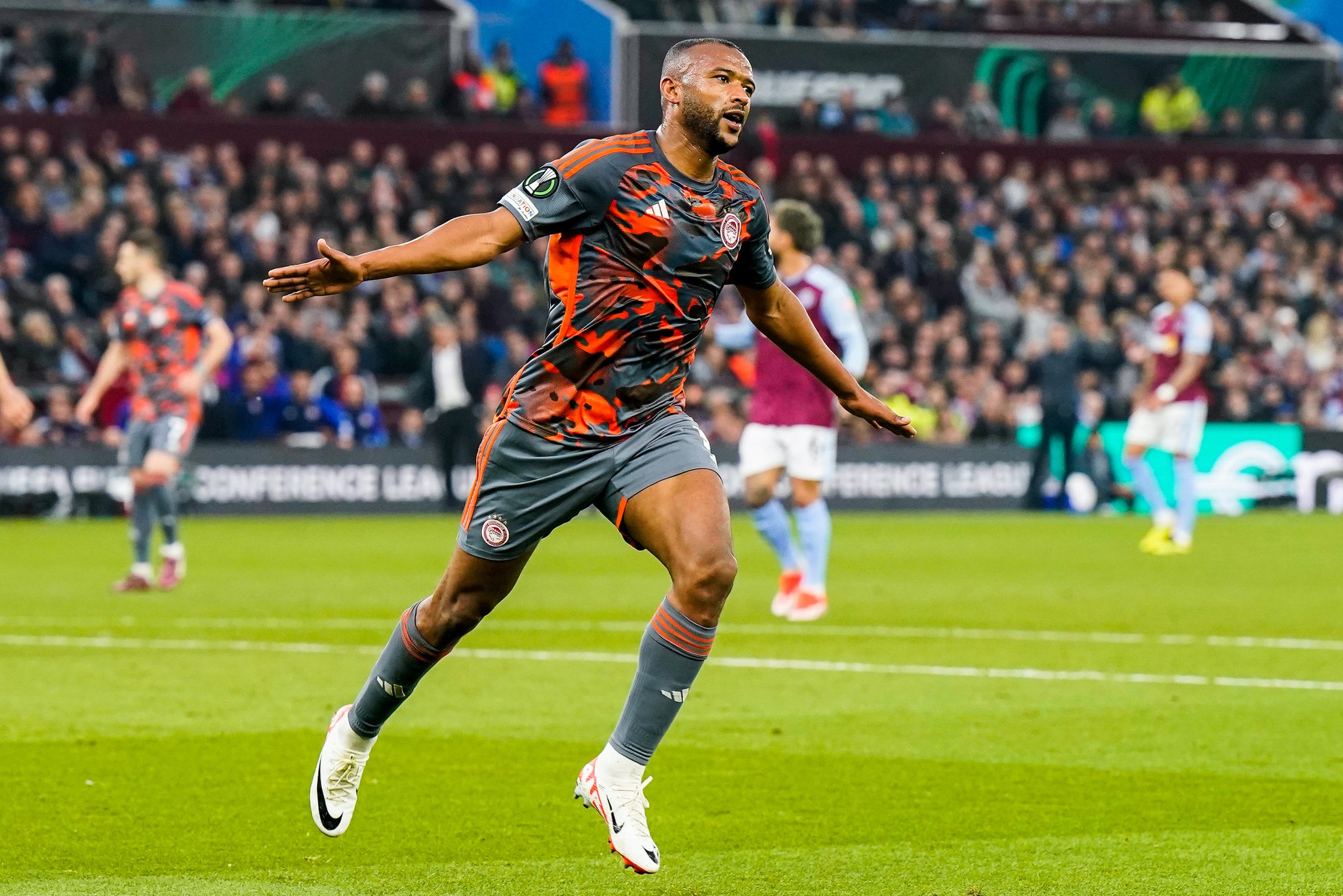 فوت ميركاتو..فنربخشه التركي قريب من التعاقد مع المهاجم المغربي أيوب الكعبي