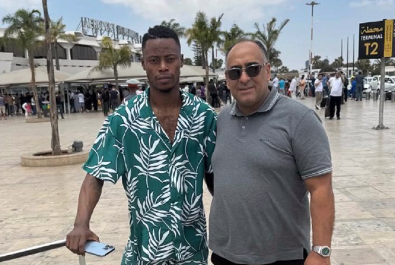 الرجاء يستهل “الميركاتو” الصيفي بصفقة الكونغولي كينزومبي