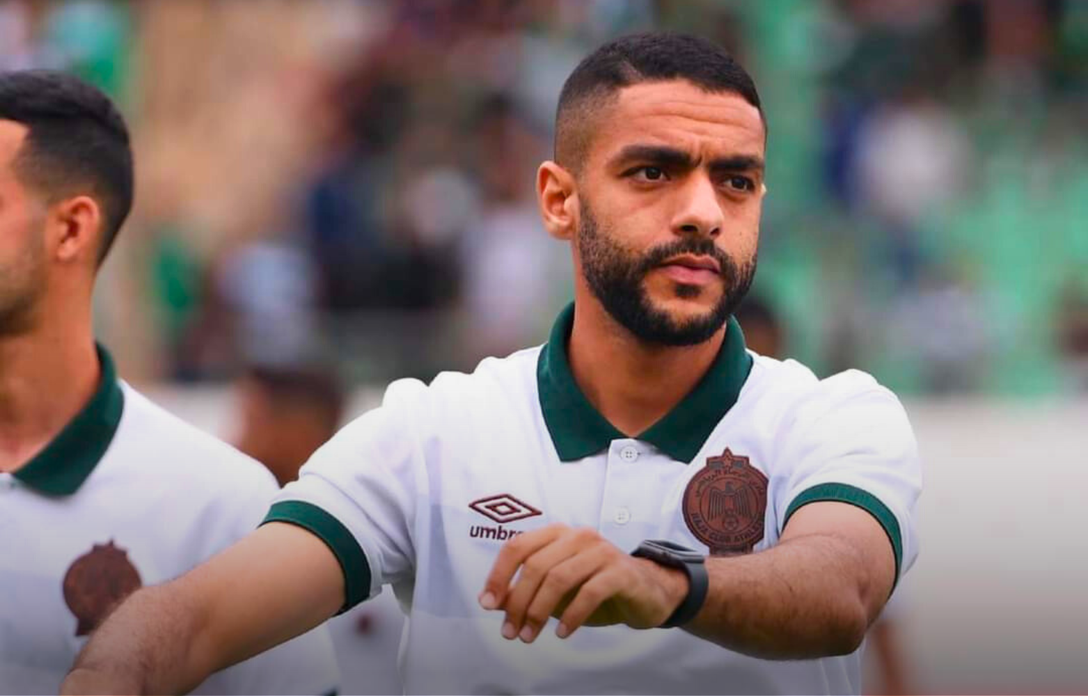 أمهل الرجاء 15 يوما لتسوية مستحقاته..المدافع اسماعيل مقدم يهدد باللجوء للنزاعات