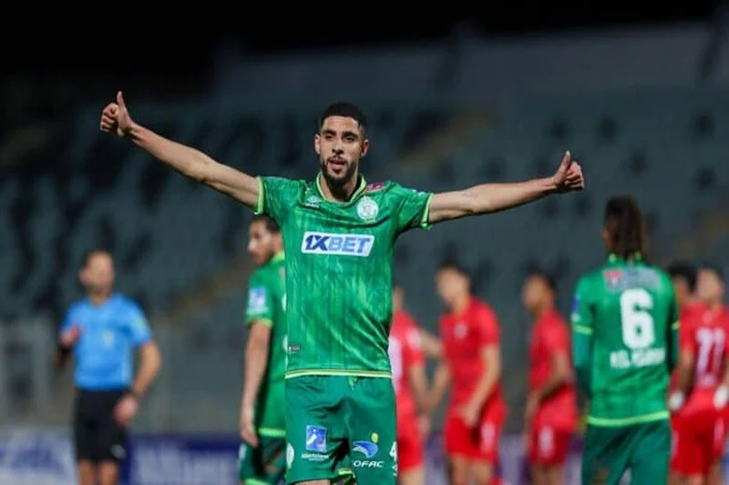 تنازل عن مستحقاته قبل الرحيل..موهوب يودع مكونات الرجاء قبل تجربته الروسية