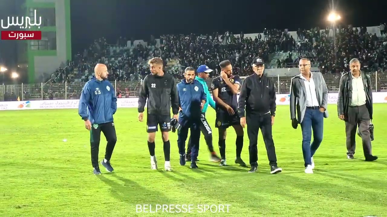العميد الزنيتي”  يغادر الملعب متأثرا بالإصابة