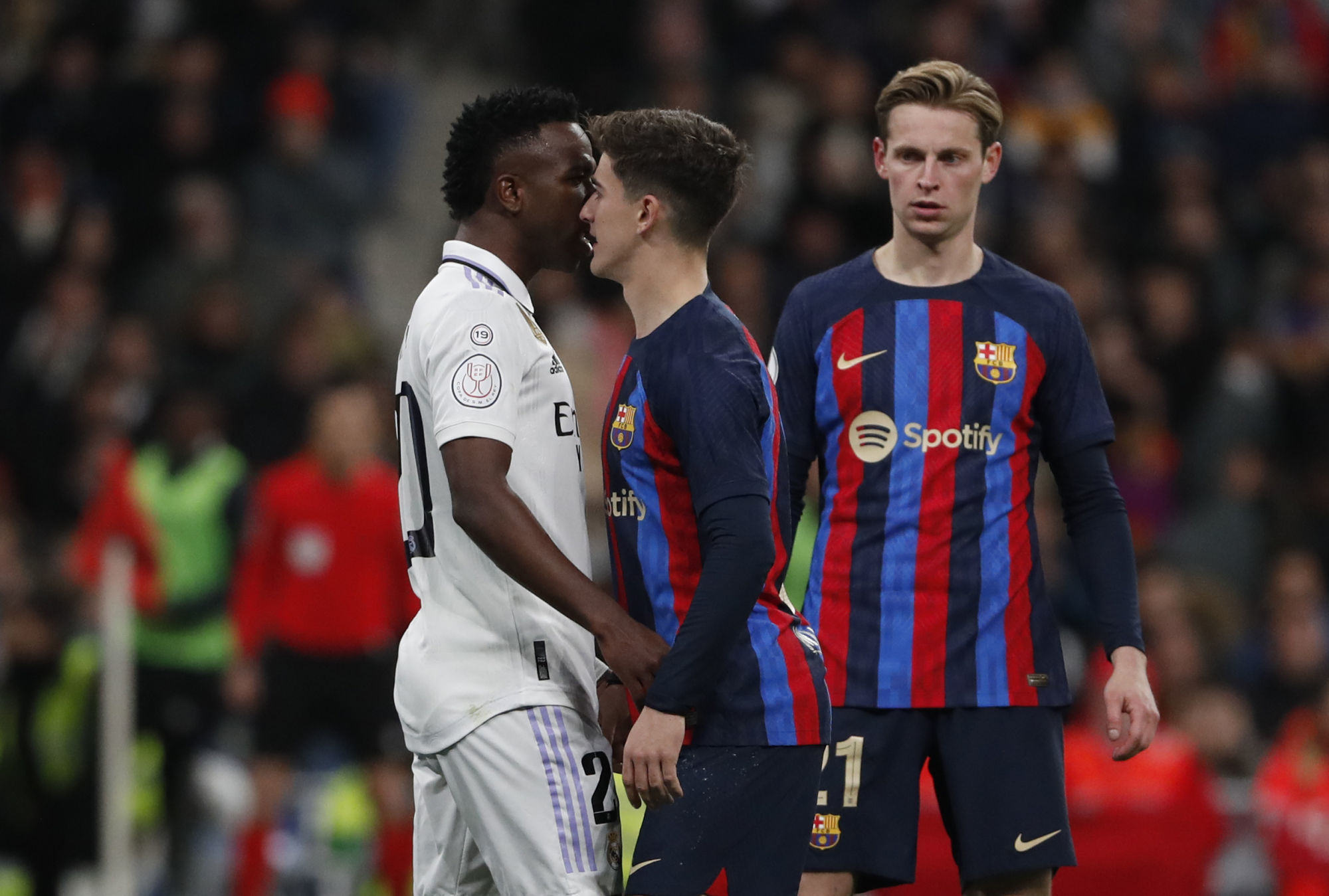 كلاسيكو الأرض يوجه أنظار العالم إلى مدريد في أمسية السبت الحارقة