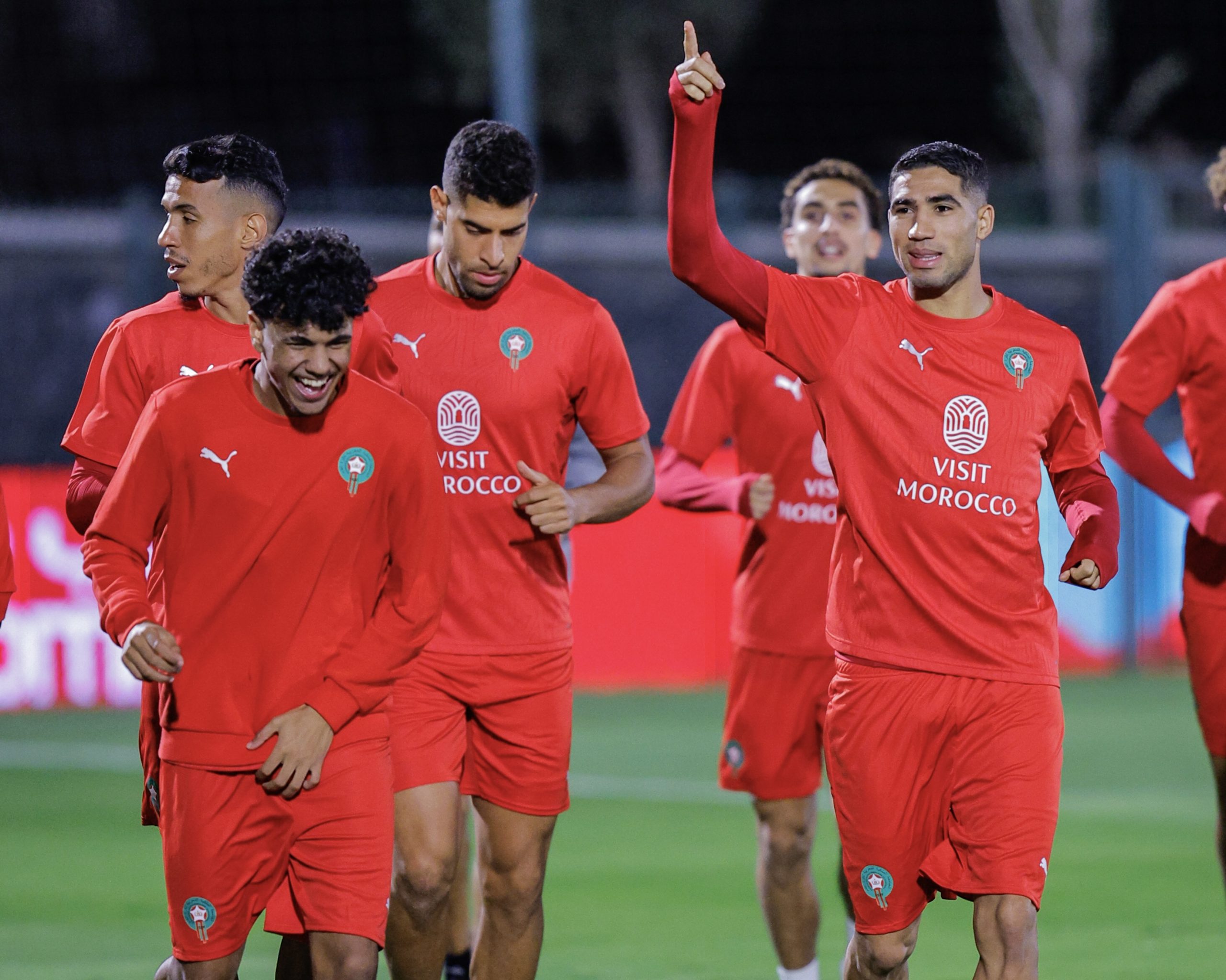 في غياب ريشاردسون والصحراوي..المنتخب الوطني يواصل التحضير لرحلة الغابون