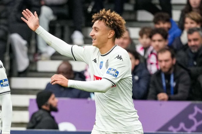 بعد تألقه مع موناكو..بن الصغير على “رادار” الPSG في الميركاتو الشتوي