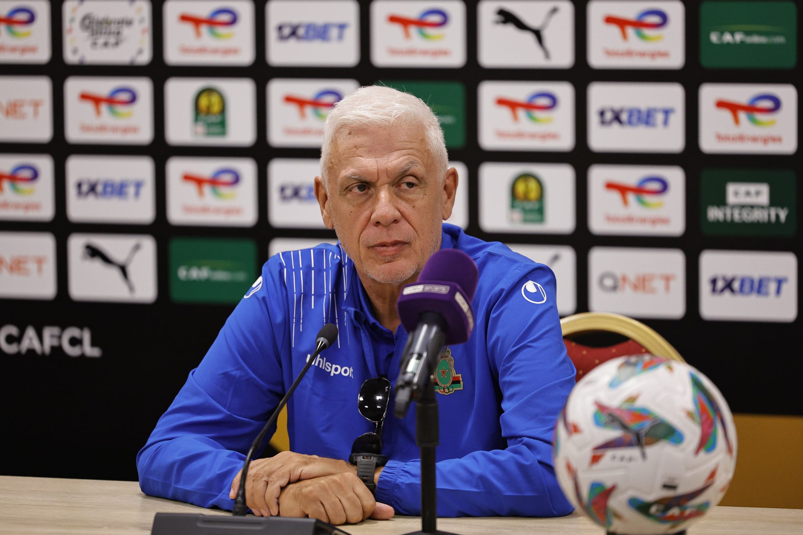 هوبير فيلود وأنس باش: مواجهة حاسمة أمام الرجاء نحو التأهل لدور الربع