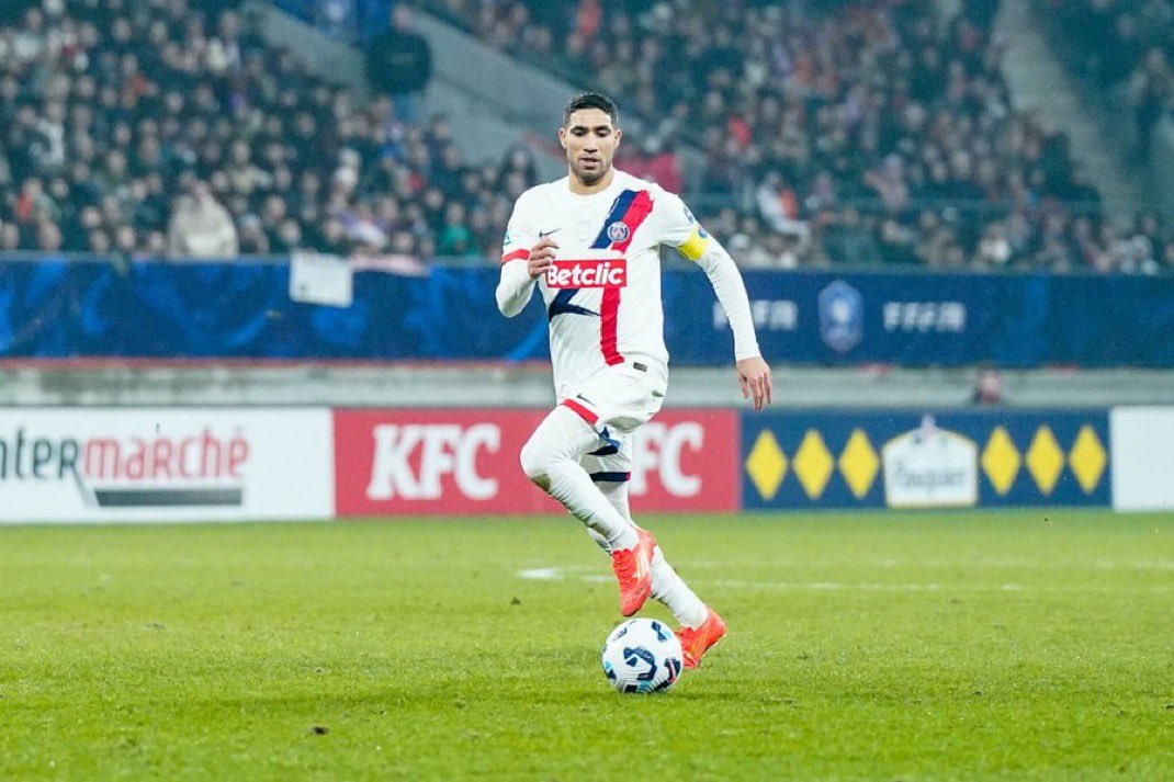 بعد غيابه عن الحصة التدريبية..إنريكي يزف نبأ سار حول وضع أشرف حكيمي