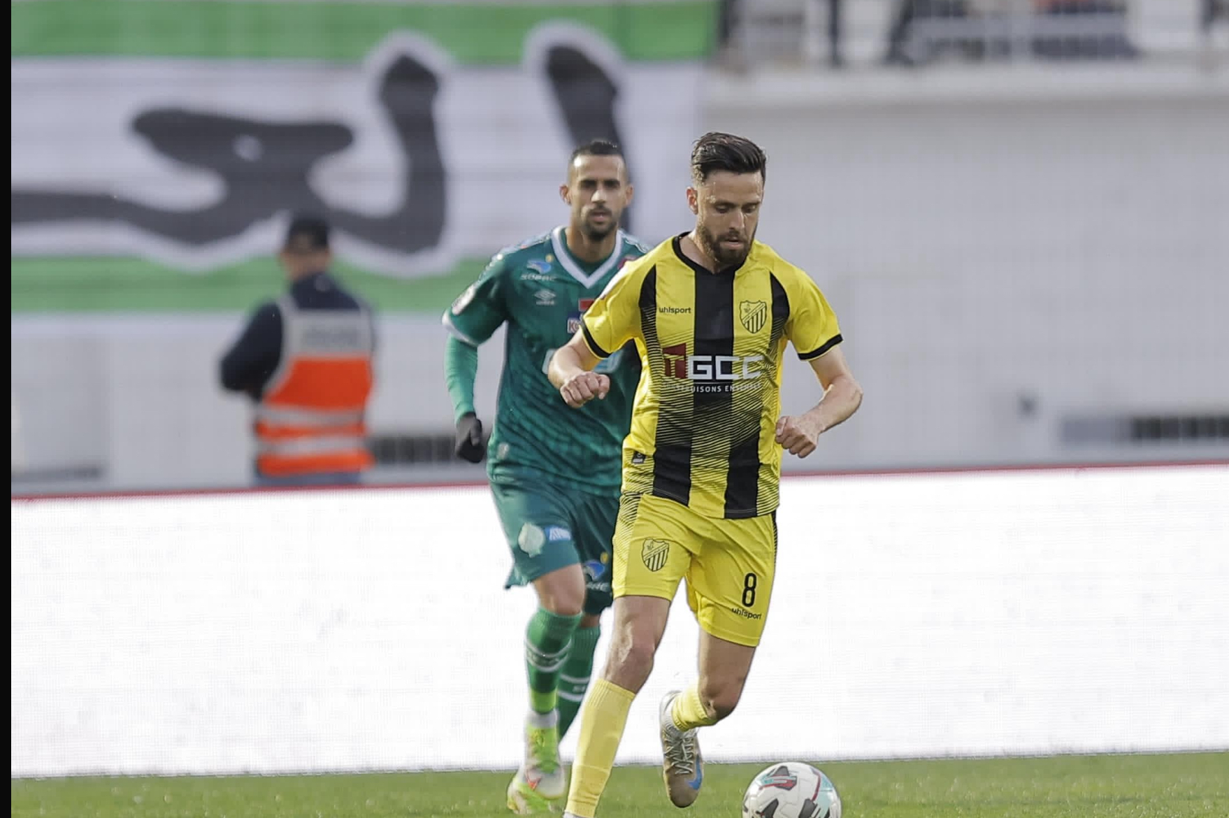 الرجاء الرياضي يكتفي بالتعادل أمام المغرب الفاسي