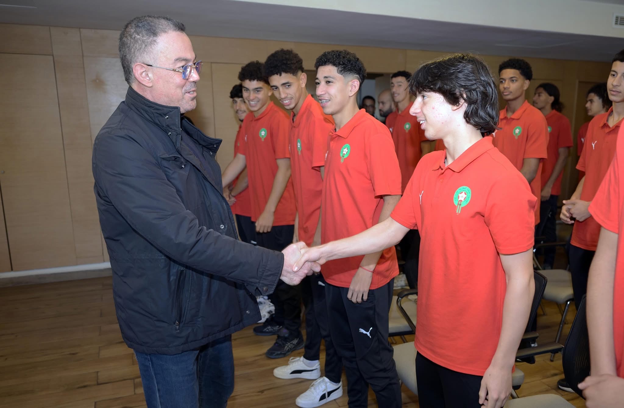 لقجع للاعبي منتخب أقل من 17 سنة: أنتم مستقبل الكرة المغربية.. فكونوا على الموعد