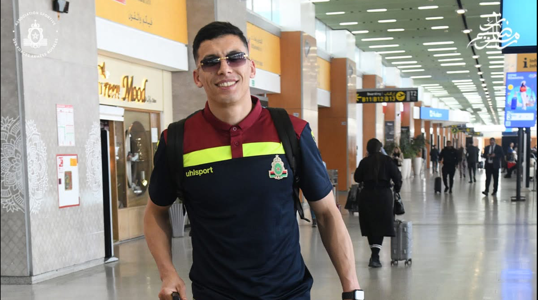 الجيش الملكي يشد الرحال إلى القاهرة استعداداً لموقعة بيراميدز