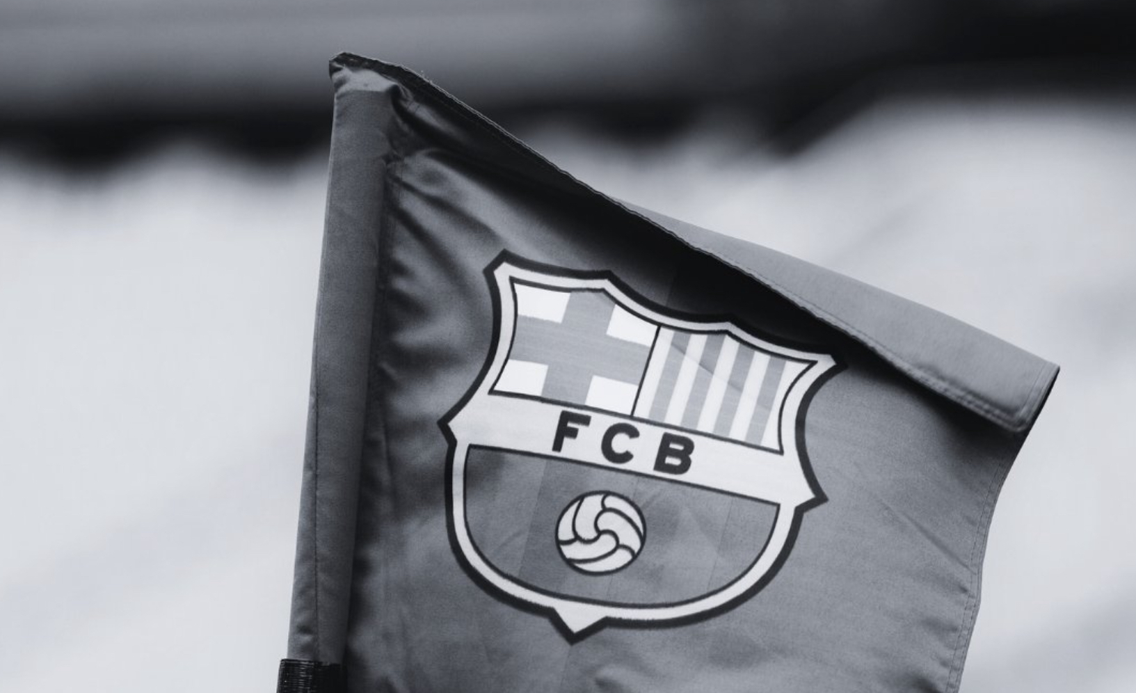 برشلونة في حداد..تأجيل مباراة أوساسونا بعد وفاة طبيب الفريق