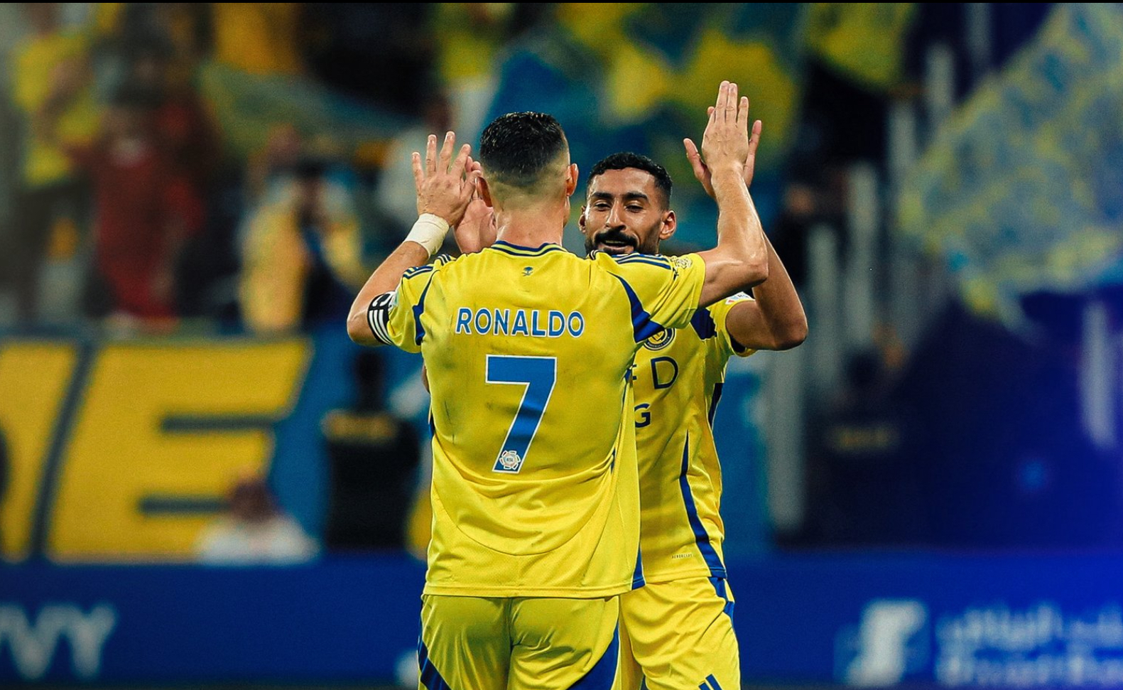 النصر يكسر عقدة الهلال ويظفر بديربي الرياض بثلاثية