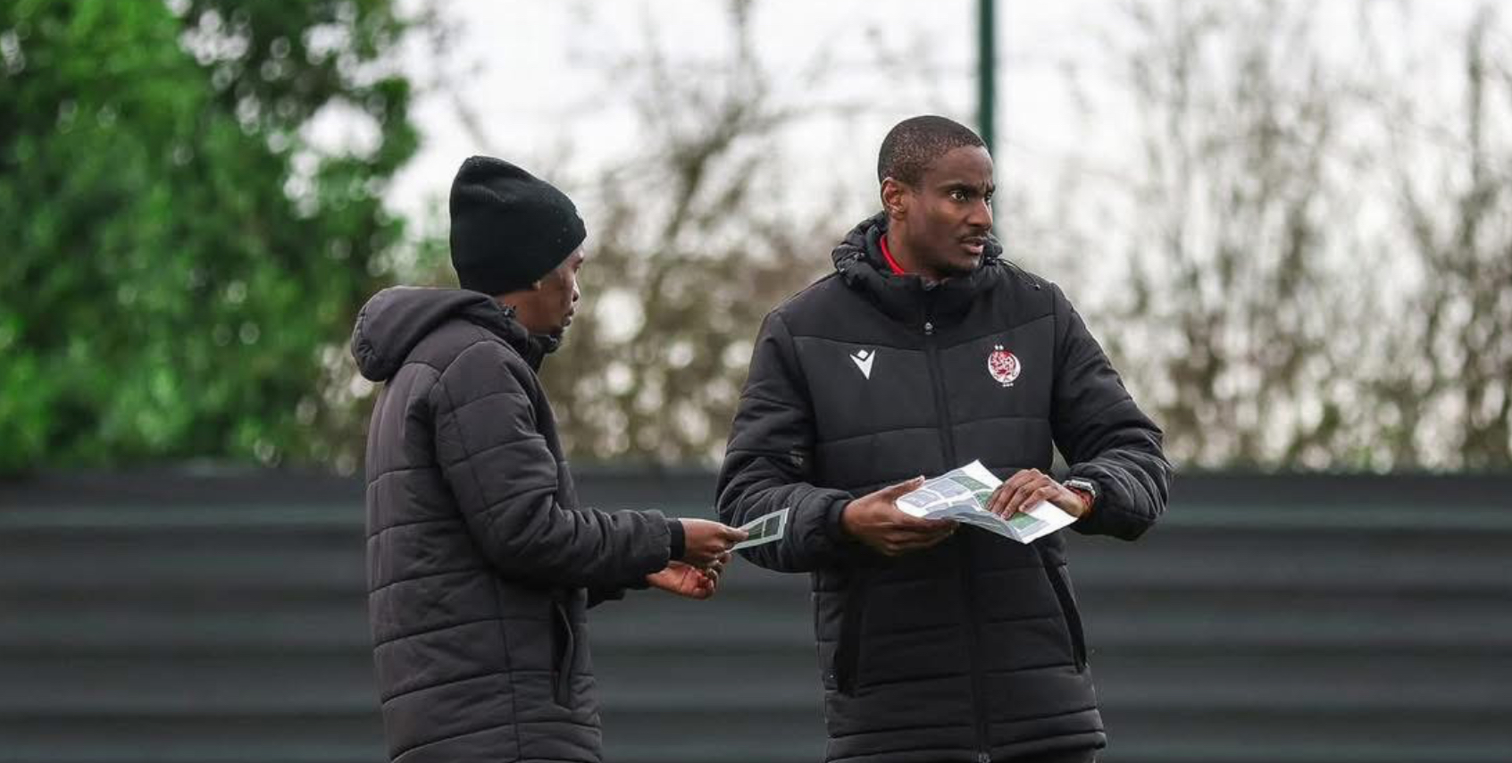 بعد اجتماع مع أيت منا.. موكوينا مستمر مع الوداد الرياضي حتى “الموندياليتو”