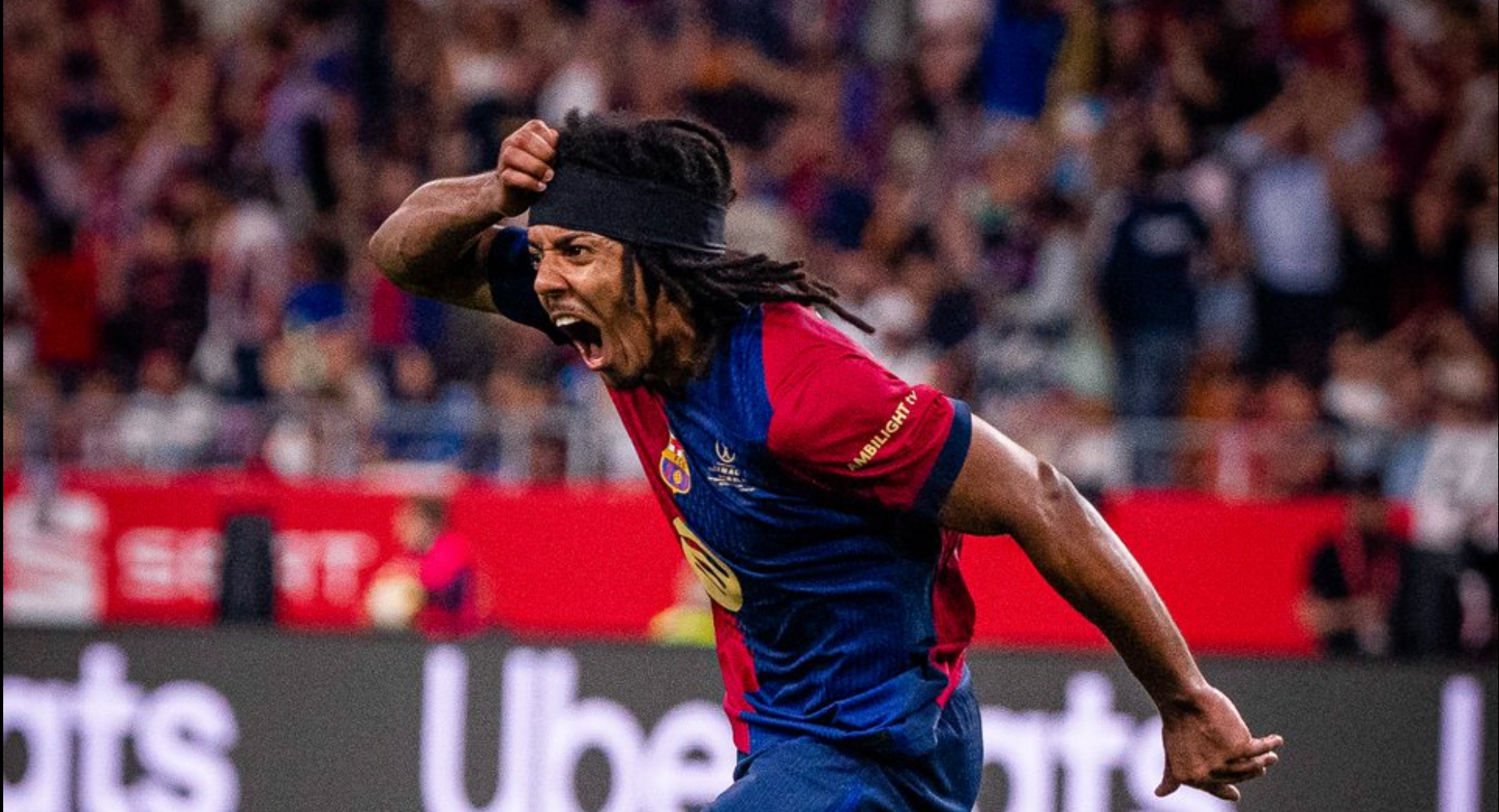 برشلونة يتوج بكأس ملك إسبانيا بعد فوز مثير على ريال مدريد