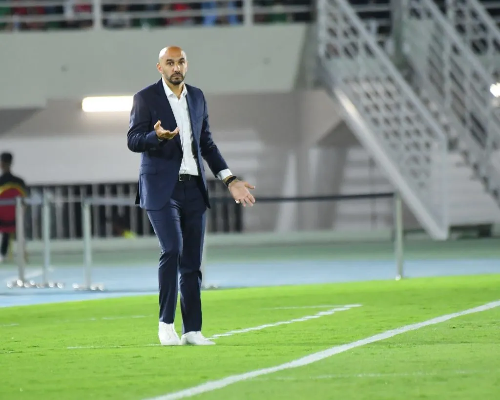 الركراكي بعد الانتصار على تونس: الغيابات فرضت التغيير، وجمهور فاس كان اللاعب رقم 12