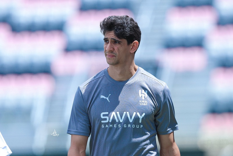 بونو قبل موقعة ريال مدريد: “الهلال جاهز للتحدي.. ولن يتأثر الملكي بغياب مبابي”