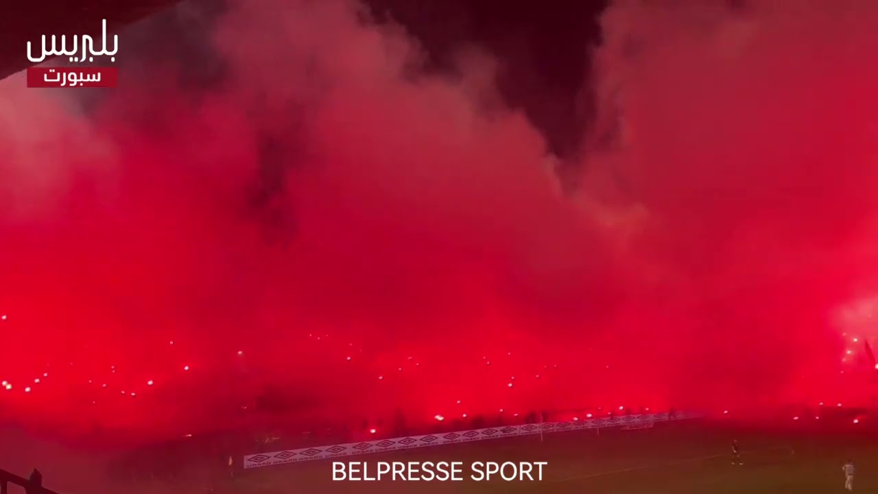 جماهير الرجاء تلهب مدرجات ملعب العربي الزاولي ب”كراكاج” رهيب 🔥 🔥