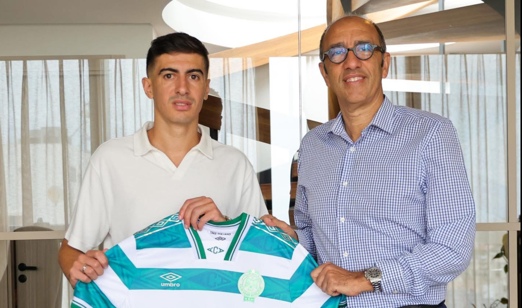 محمد المكعازي يعود إلى الرجاء لتعزيز خط الوسط بطلب من الشابي