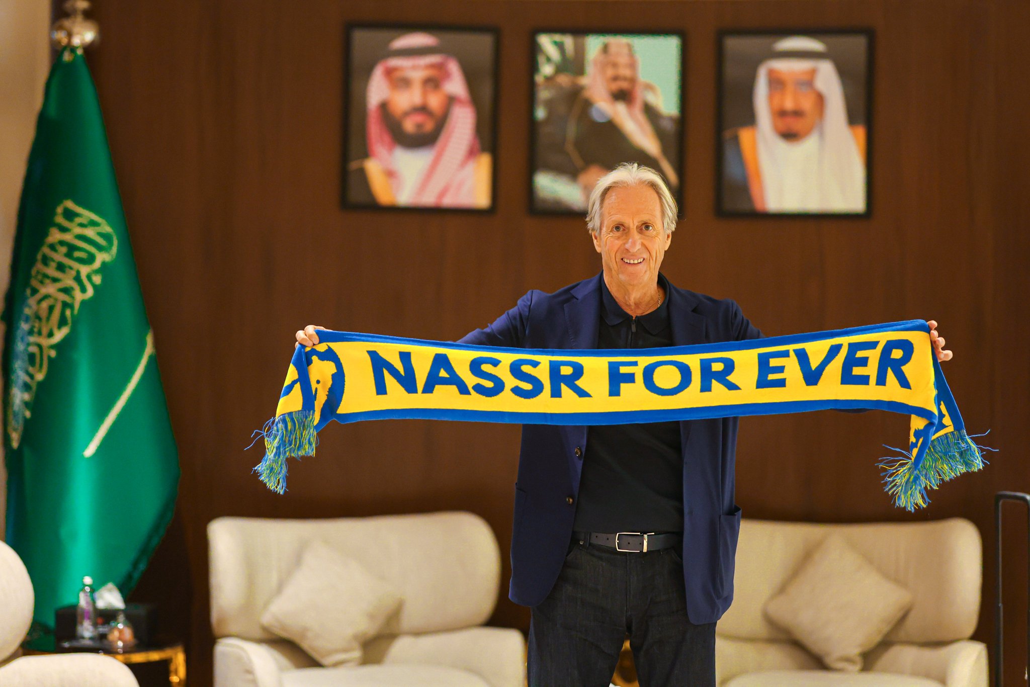 النصر السعودي يعلن تعاقده مع المدرب البرتغالي جورج جيزوش لموسم واحد