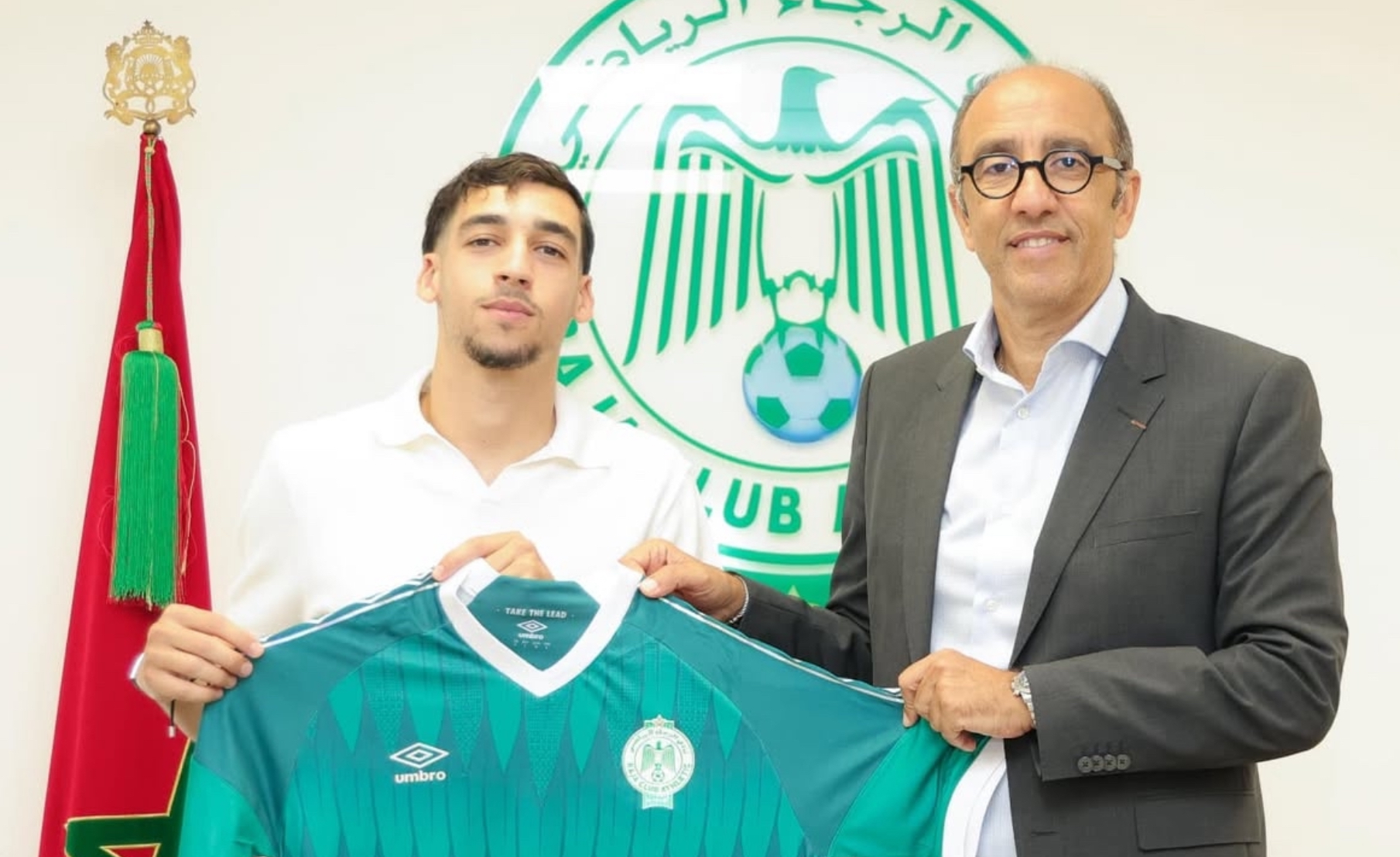 الرجاء الرياضي يتعاقد مع الجناح المغربي عثمان الشرايبي