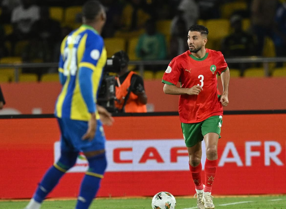 الركراكي يستدعي أنس باش لمباراتَي المنتخب المغربي أمام البحرين والكونغو