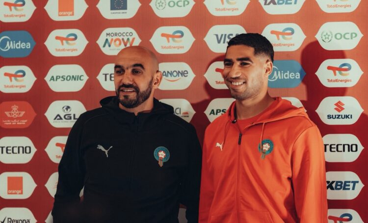 الركراكي يعول على ضجيج الجماهير لخلق الرعب في نفوس الخصوم