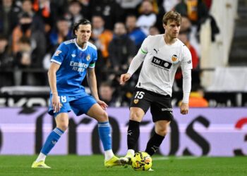 ريال مدريد يهزم فالنسيا بثنائية نظيفة