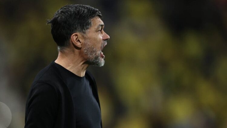 مدرب الاتحاد يهاجم التحكيم بعد الخسارة أمام النصر